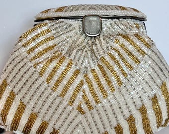 美品 ヴィンテージシェルバッグ ゴールド Carla Marchi Carla Marchi Gold Beaded Purse Evening Bag Clamshell Scallop