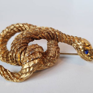 Vintage gold snake pendant and earrings with blue eyes, 1960's image 4