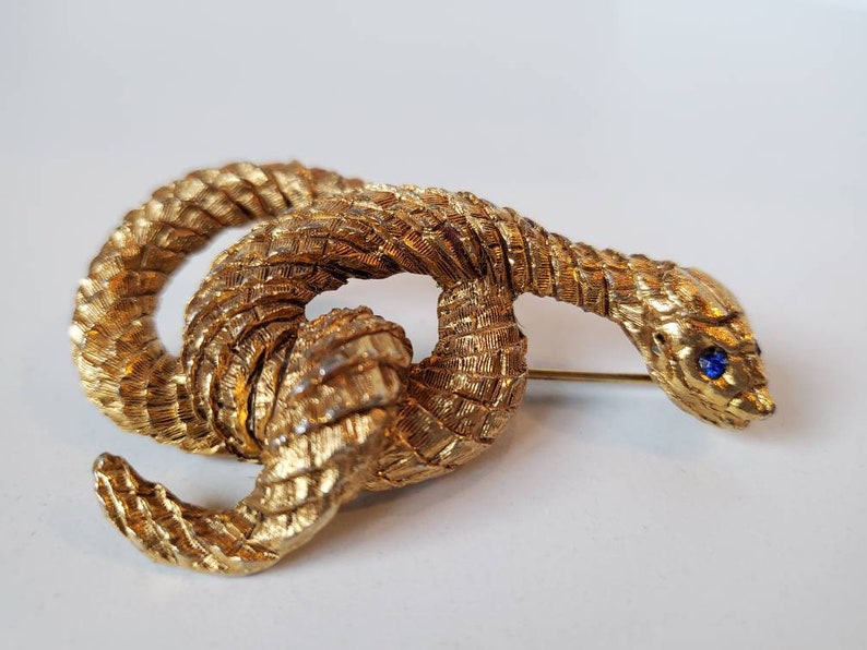 Vintage gold snake pendant and earrings with blue eyes, 1960's image 4