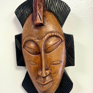 Hand Carved Wooden mask, Vintage Ethnic Mask, Wood Mask, African Wood Mask, Woof Face Wall Hanging, Ethnic Home Decor, Wood Office Decor image 1