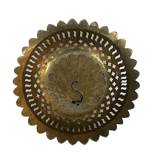 Vintage Brass Peacock  Bowl, Bass Decorative Bowl, Made in India Bowl, Decorative Bowl, Ethnic Decor, Vintage Embossed Peacock Bowl, Peacock