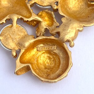 RICHELIEU Vintage Seashell Brooch, Golden Seashell Pin, Pearl and Shell Brooch, Designer Brooch, Gold Pin, Seashell Pin, Seashell Brooch image 9