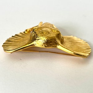 DOREEN RYAN Designer Elephant Brooch, Vintage Elephant Brooch, Golden Elephant Pin, Animal Brooch, image 4