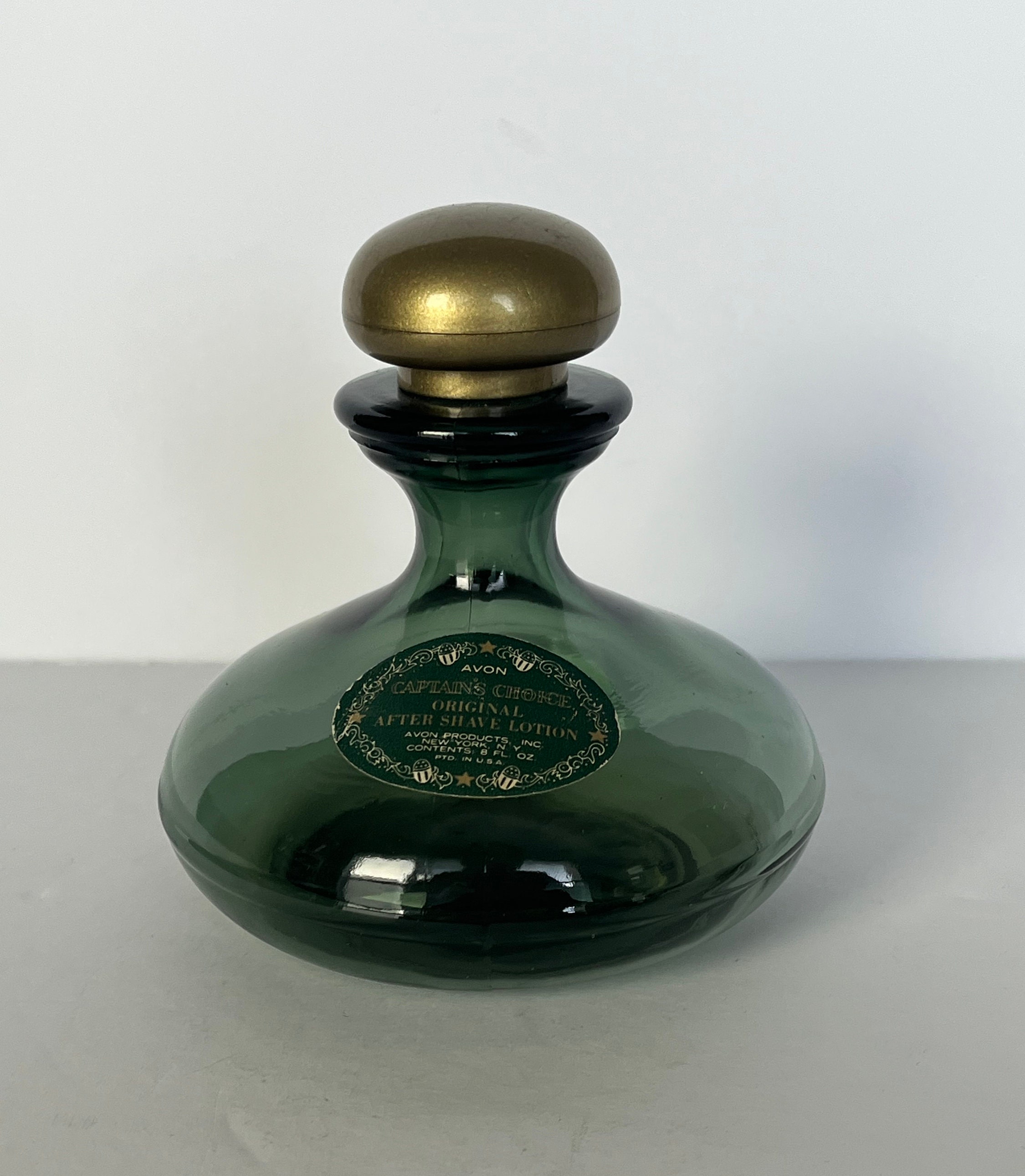 AVON Collectors Green Bottle Mens Aftershave Captains Choice