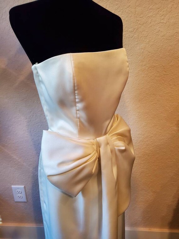 VICTOR COSTA Gown Vintage Gown Long Gown Cream Gown Gown With