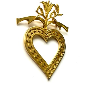Vintage Gold Heart Brooch, Open Heart Pin, Floral and Heart Brooch, Gold Heart Brooch, Valentines Dat Pin, Large Heart Pin, Valentines Pin image 3