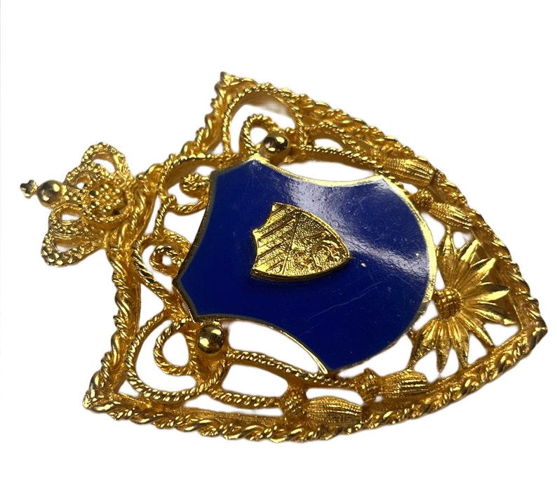 Vintage Coats of Arms Shield Brooch, Blue and Gold Brooch, Vintage Pin, Vintage Jewelry, Vintage Coat of Arms, Gold Coat of Arms, Gold Pin image 6