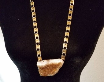 Citrine stone necklace with gold vintage link hinged style chain designed by Amanda Alarcon-Hunter for Minx and Onyx Vintage