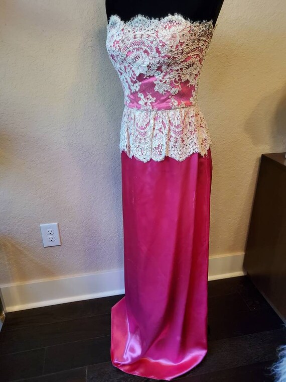 Vintage fuchsia and lace gown by Reynolds Designs… - image 2