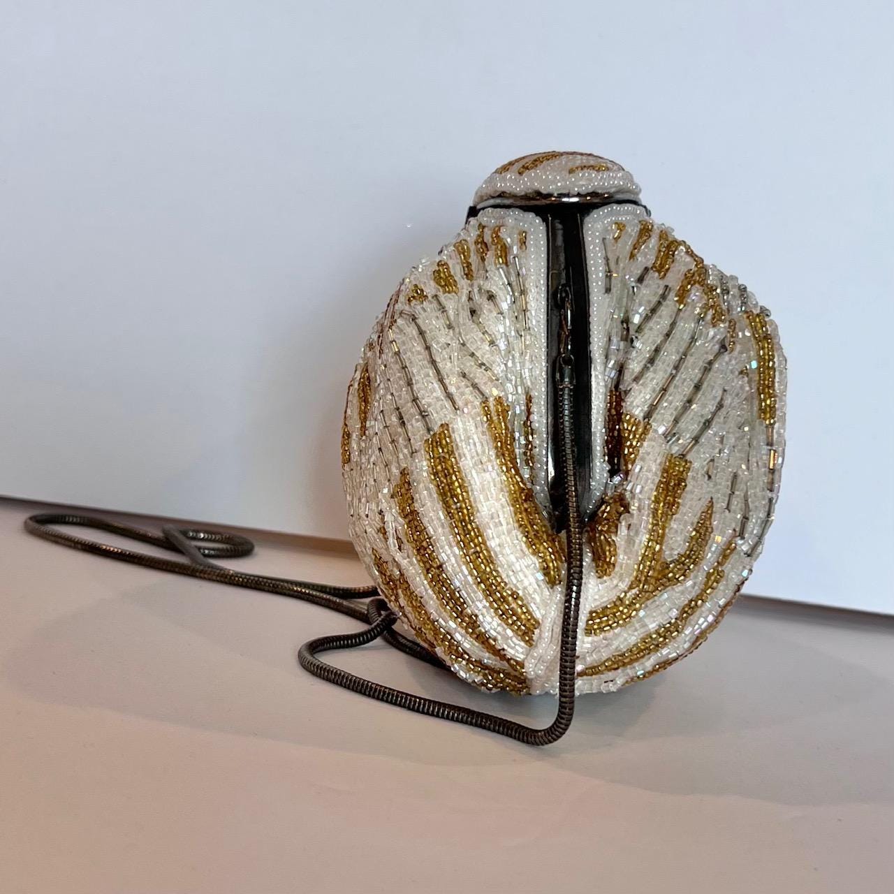 Vintage Art Deco Carla Marchi Hand Beaded Seed Bead Cocktail Party Holiday Belt Vintage Carla Marchi Beaded Purse, White Gold Beaded Purse  main image 4