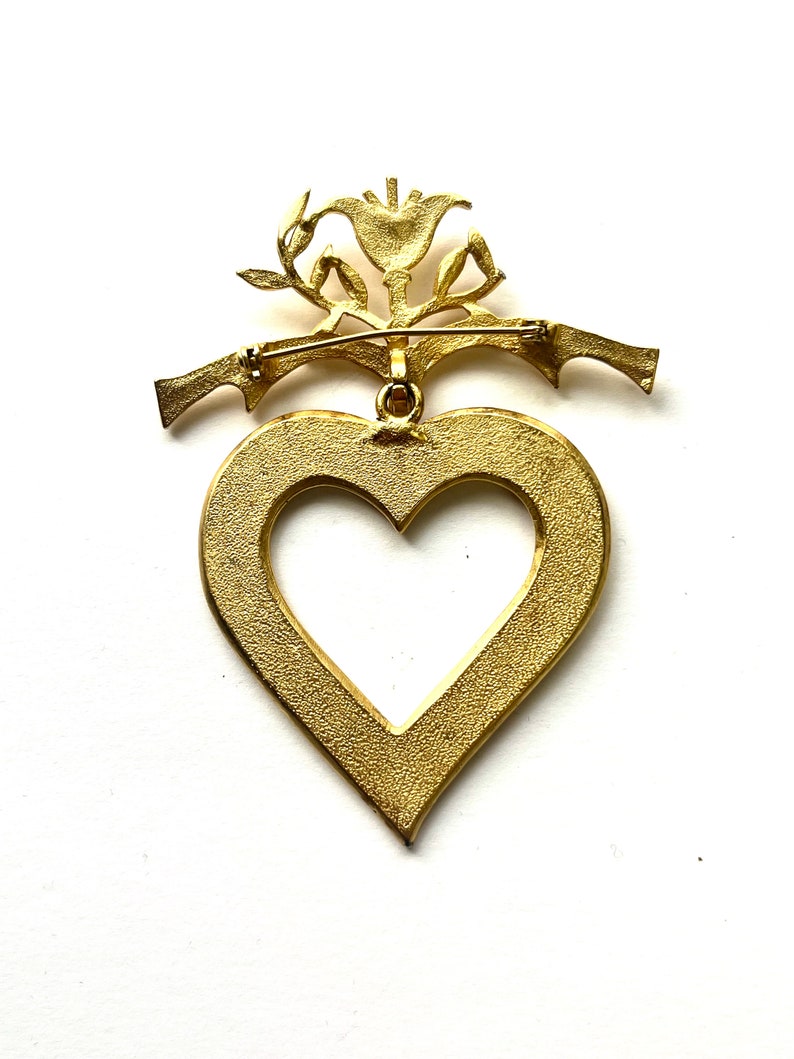 Vintage Gold Heart Brooch, Open Heart Pin, Floral and Heart Brooch, Gold Heart Brooch, Valentines Dat Pin, Large Heart Pin, Valentines Pin image 4