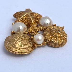 RICHELIEU Vintage Seashell Brooch, Golden Seashell Pin, Pearl and Shell Brooch, Designer Brooch, Gold Pin, Seashell Pin, Seashell Brooch image 2