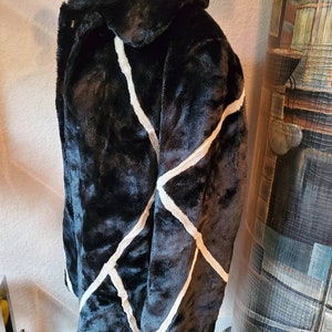 Vintage faux fur tweety bird coat image 7