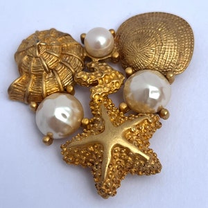 RICHELIEU Vintage Seashell Brooch, Golden Seashell Pin, Pearl and Shell Brooch, Designer Brooch, Gold Pin, Seashell Pin, Seashell Brooch image 5