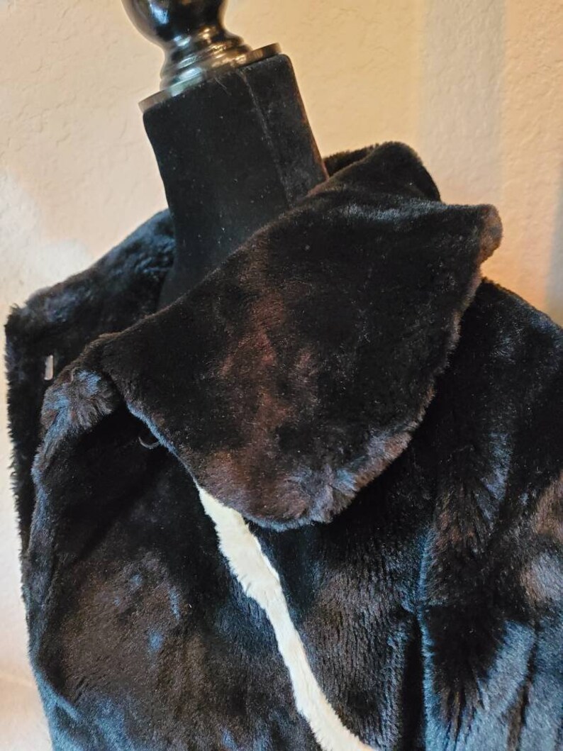 Vintage faux fur tweety bird coat image 3