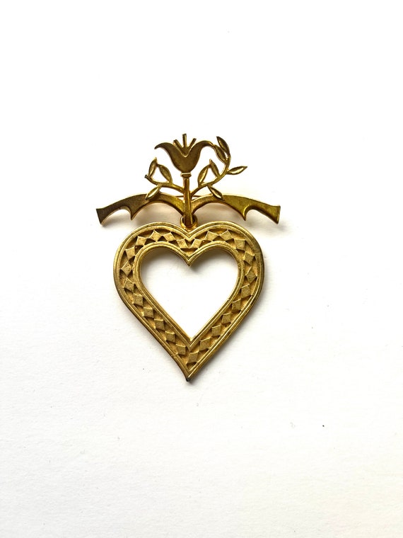 Vintage Gold Heart Brooch, Open Heart Pin, Floral 