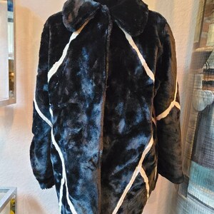 Vintage faux fur tweety bird coat image 5