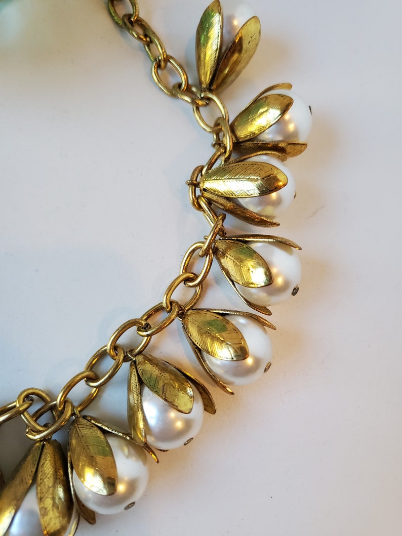 Pearl Drop Necklace, Pearl Necklace, Vintage Necklace, Gold Tone Necklace, Bib Necklace, Pearl Drpp Necklace, 1940s Necklace image 5