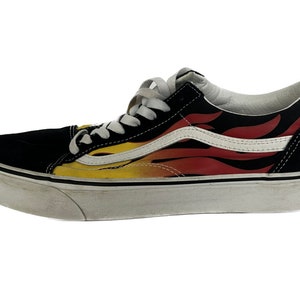 Flame Vans, Vintage Vans, Vintage Skating Shoes, Vintage Sneakers, Patterned Sneakers, Patterned Vans, 90s Fashion, Streetwear Sneakers