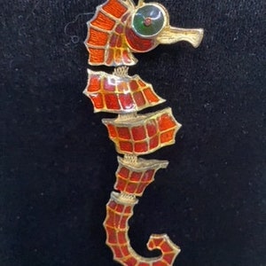 Vintage seahorse enameld with multi color deco and hinges, 1980's image 7