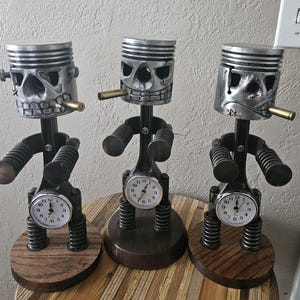 Hand carved Auto Piston Clock