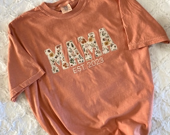 Embroidered Mama Shirt Floral Mama Shirt Personalized Mom Grandma Gigi Nana Shirt Custom Date Embroidered Mama Shirt Christmas Gift for Mom