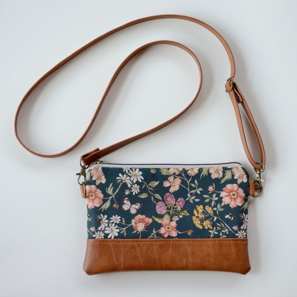 Small crossbody purse for women, Floral Crossbody Bag, Vegan Leather Crossbody Purse, Small Shoulder Bag, gifts for Mom, gifts for her