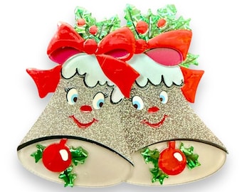 Silver Bells Brooch Lipstick & Chrome