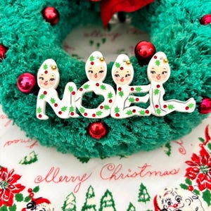 Broche NOEL da Playful Pixies, da 50's Vintage Dame x Lipstick & Chrome.