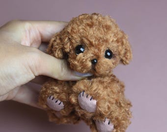 Handgefertigter Plüschpudel: Realistischer Kuscheltier Begleiter, mit beweglichen Gelenken