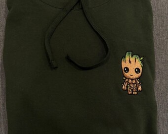 Embroidered Hero Sweatshirt - Hoodie - T-Shirt | TREE GUARDIAN |  Comic-Inspired