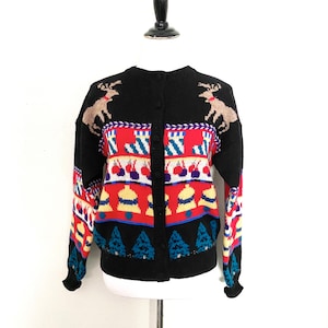 1980s Eagle&#39;s Eye Christmas Cardigan Sweater Wool Reindeer Gingerbread Man Back Pocket Womens Vintage Large
