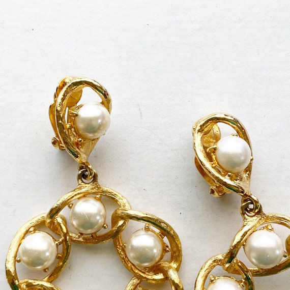 1990s St John Oversized Hoop Pearl Earrings Bold … - image 4