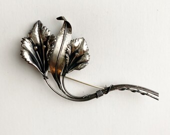 Sterling Silver Flower Lilies Bouquet Oversized Brooch Womens Vintage Pin