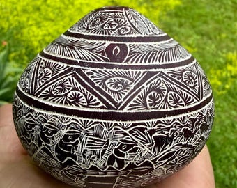Agitador de güiro de calabaza/Calabaza peruana tallada vintage/Mate Burilado grabado con historias
