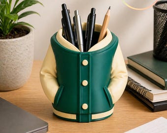 College Buddy Stifthalter – 3D-gedruckter Stiftehalter fürs Schreibtisch | Geschenk für Schule & Büro | Wunschfarbe
