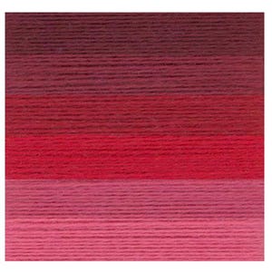 Peut inclure: Un échantillon textile carré présentant quatre bandes horizontales de couleur disposées en dégradé. Les couleurs passent d'un bordeaux foncé en haut, à travers un rouge moyen, un rouge cerise vif, pour finir par un rose tendre en bas.