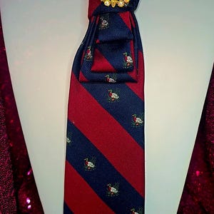 Upcycled Silk Necktie Belt, Navy Blue Stripes, Vintage Brooch, Wraparound Style Upcycle Necktie Brooch - Etsy main image 4