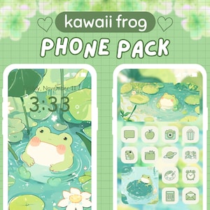 Könnte beinhalten: Ein Handy-Bildschirm zeigt eine niedliche grüne Frosch-Illustration in einem Teich, Teil eines "kawaii frog PHONE PACK". Der Sperrbildschirm zeigt die Uhrzeit 3:33 Uhr. Der Hintergrund ist ein hellgrünes Gitter mit floralen Akzenten.