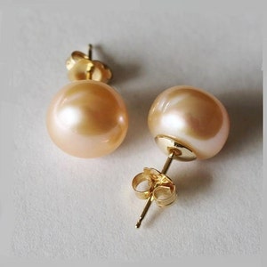 Solid Gold large peach pearl stud earrings, 9-10mm real peach pearl studs, Champagne studs, 14K gold earrings, Birthday, Christmas