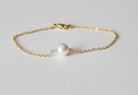 Single pearl sale bracelet gold