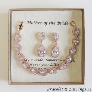 Custom Mother of the groom set Mother of the bride set Bridal jewelry set Mothers wedding gift Mother in law Engraved bracelet mom gift set