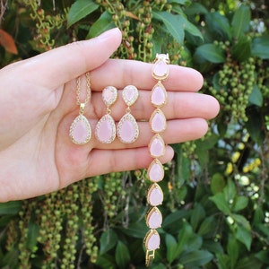 Blush opal pink Bridesmaid earrings Pink bridal jewelry bridesmaid necklace earrings set Wedding Pink pear drop earring bracelet necklace