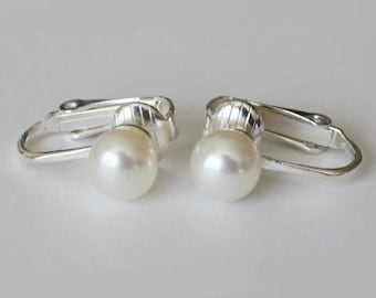 Clip on pearl studs, multiple sizes, genuine pearls, silver or gold, flower girl, bridesmaids earring, non pierced ears, clip on earrings