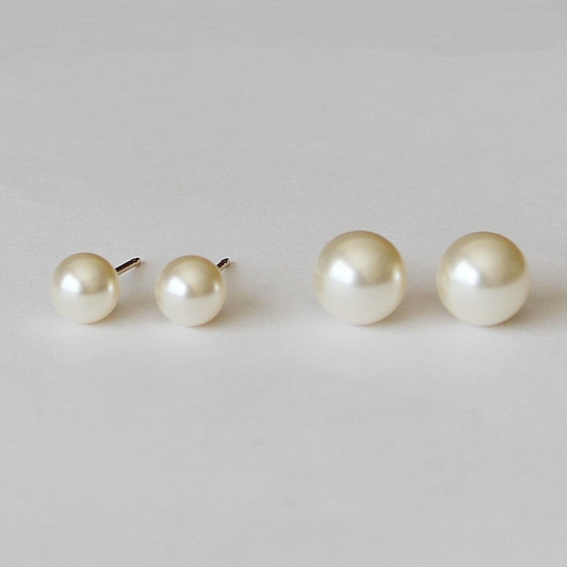 Pearl Round Drop Earrings main image 1