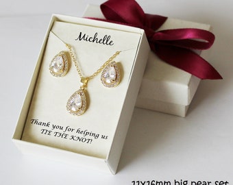 Personalized bridesmaid earrings set, Halo Cubic Zirconia earrings necklace set, Bridesmaid gift, Wedding earrings, Halo studs necklace XY1