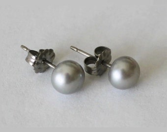 7-8mm Gray pearl stud earrings Silver Gray fresh water pearl earrings Niobium or Titanium Hypoallergenic sensitive ears  Bridesmaid earrings