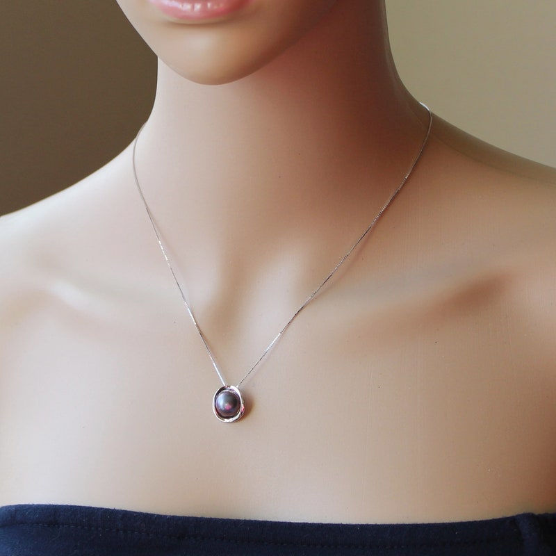 Black Pearl Candy Necklace