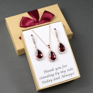 Conjunto de pendientes de circonita cúbica burdeos, pendientes colgantes para dama de honor, color rojo oscuro, regalo de propuesta de dama de honor, regalo para fiesta nupcial, clip XY1