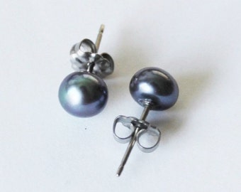 Brincos de pérola de titânio ou nióbio, brincos de pérola real de pavão de 6-6,5 mm, brincos hipoalergênicos, brincos de madrinha, orelhas sensíveis